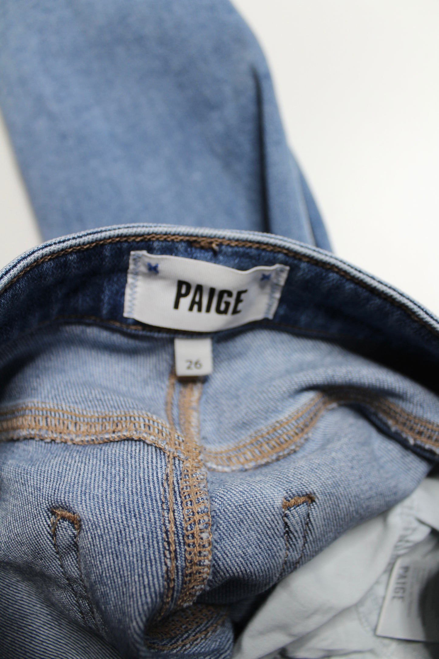 Paige ‘accent’ high-rise straight leg jeans, size 26