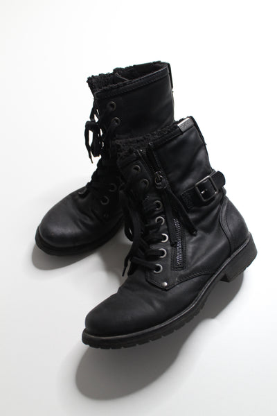 Roxy combat hot sale boots black