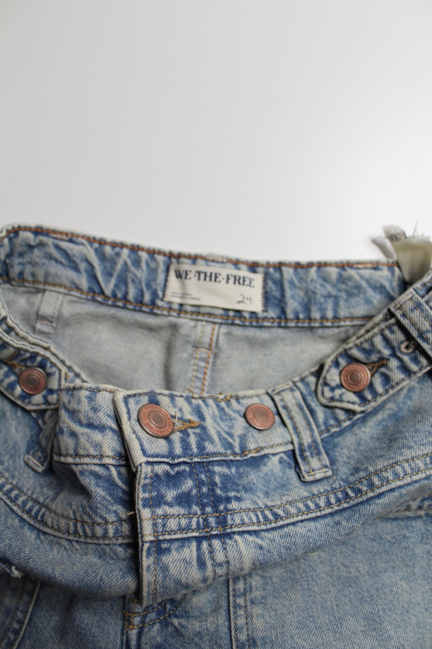 Free People We The Free la la land 'palmer' cuffed wide leg jeans, size 24 (relaxed fit)