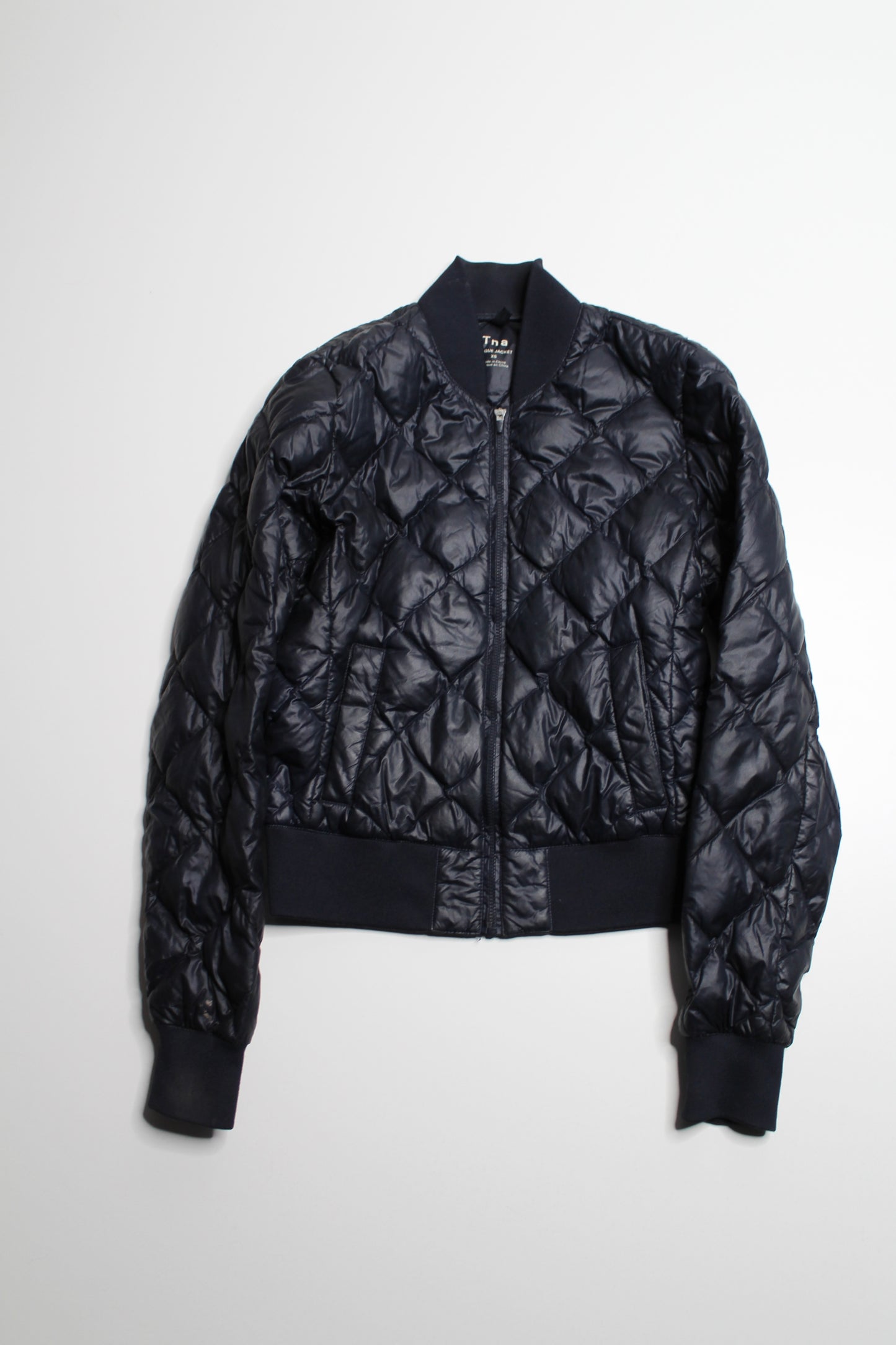 Aritzia TNA navy quilted 'league' bomber puffer jacket, size xs