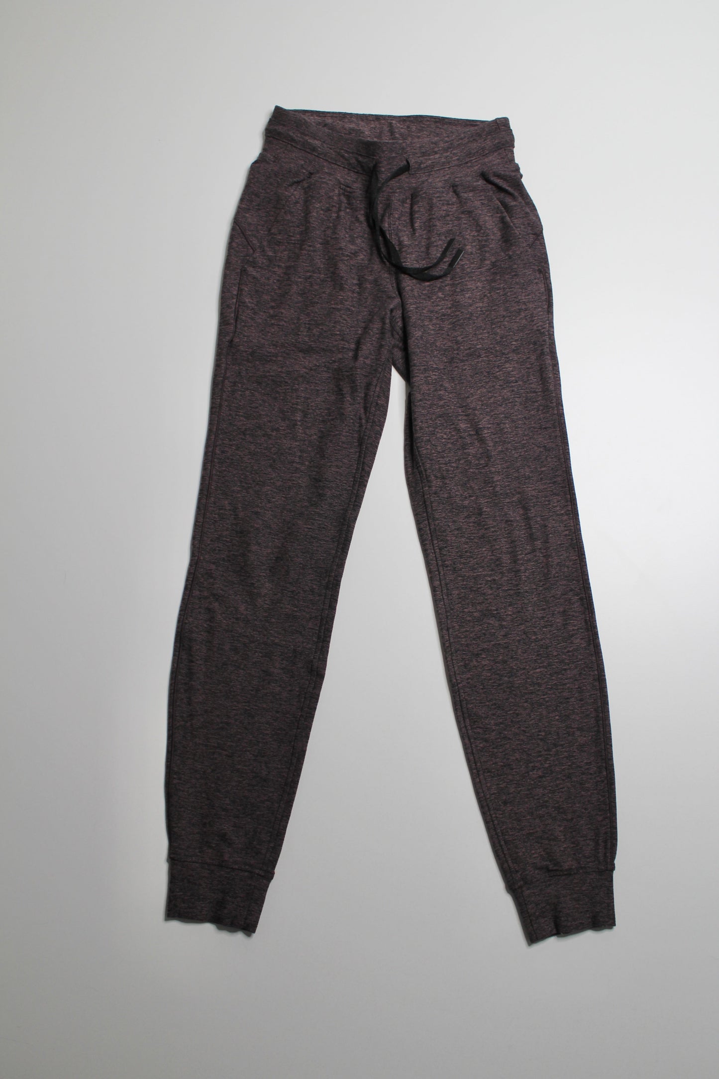 Lululemon Spanish rose 'ready to rulu' jogger, size 2