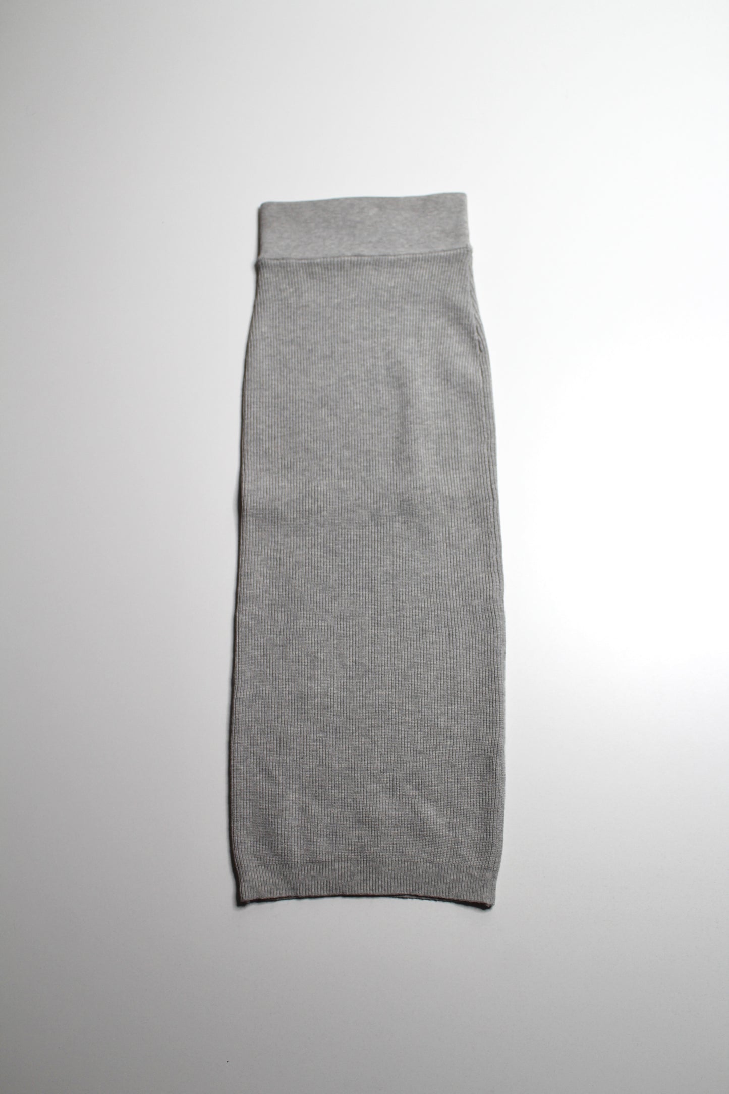 Aritzia grey ribbed tube skirt, size xs