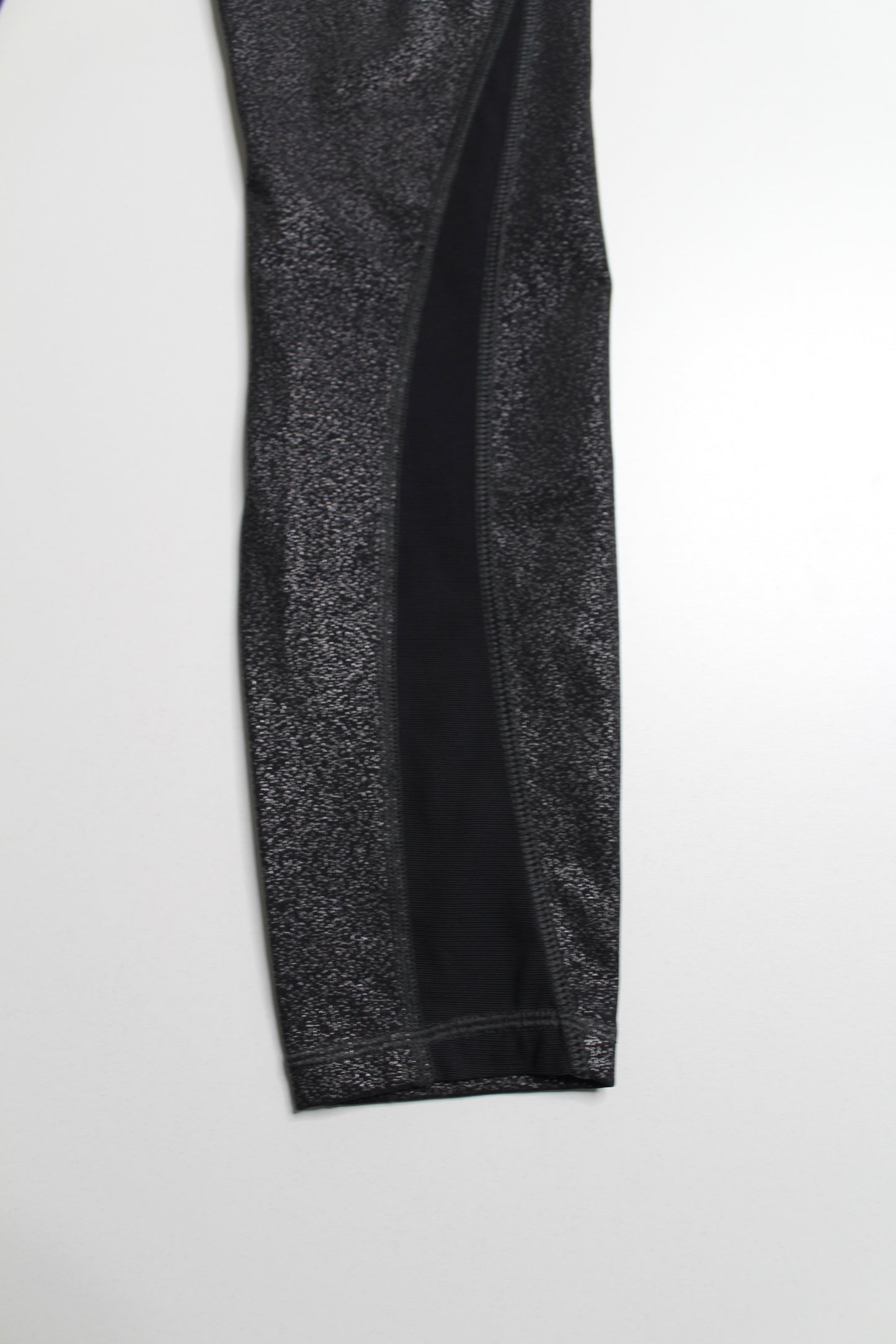 Lululemon luminosity foil print black silver / black train times tights, size 4 (25”) (price reduced: was $48)