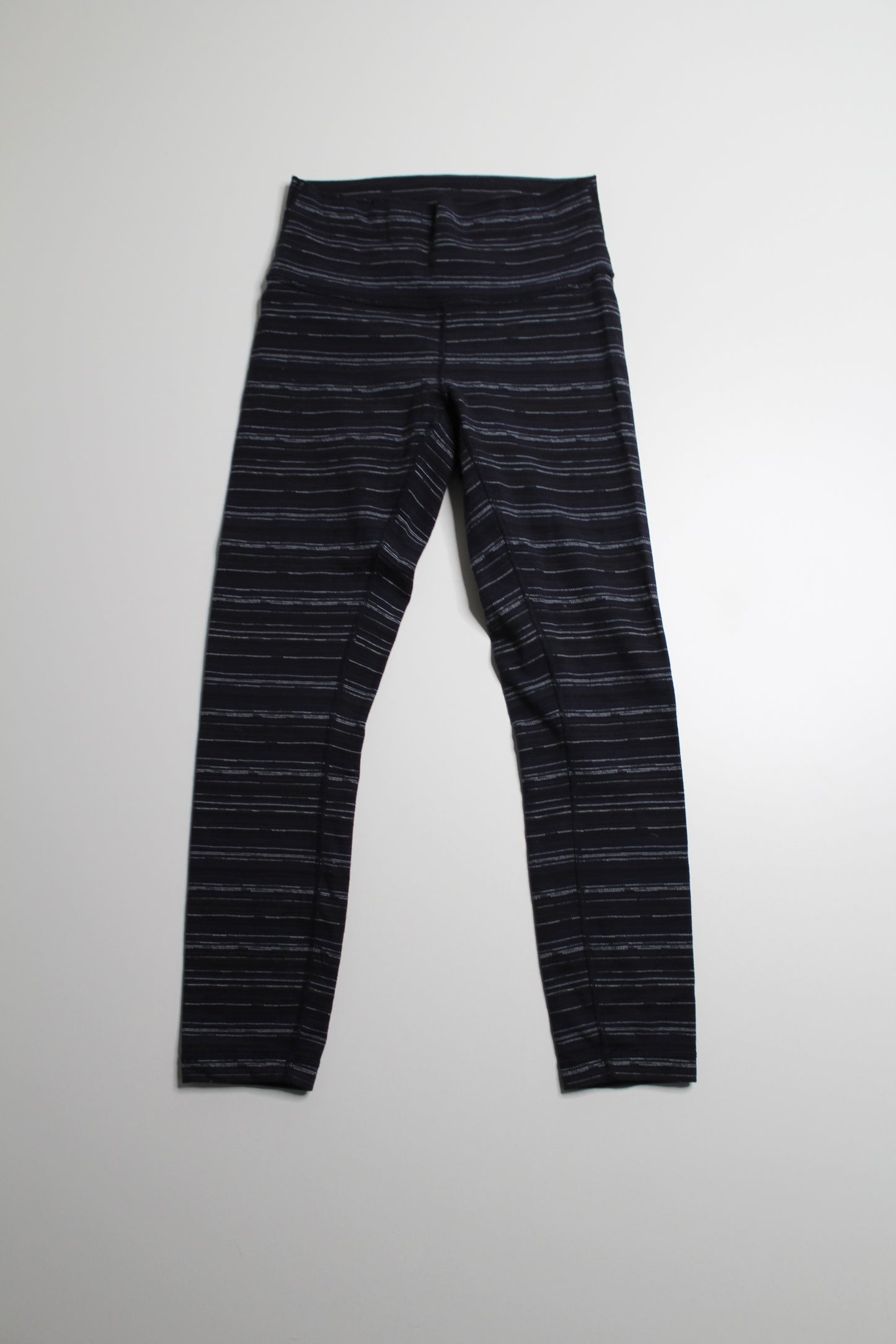 Lululemon wunder under striped legging, size 6 (25") (price reduced: was $48)