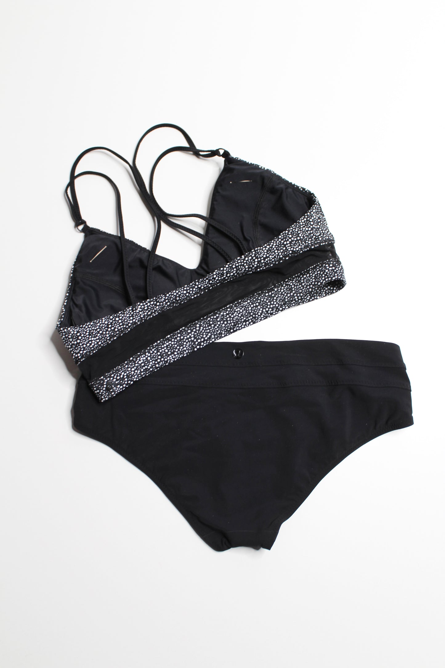 Lululemon freckle flower 'go with the flow' bikini, size 6 (additional 10% off)
