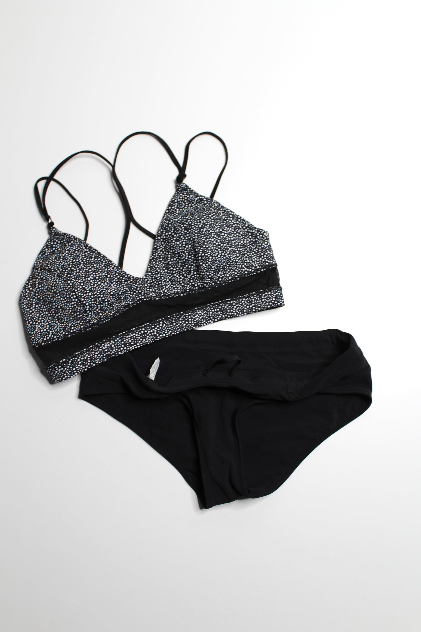 Lululemon freckle flower 'go with the flow' bikini, size 6 (additional 10% off)