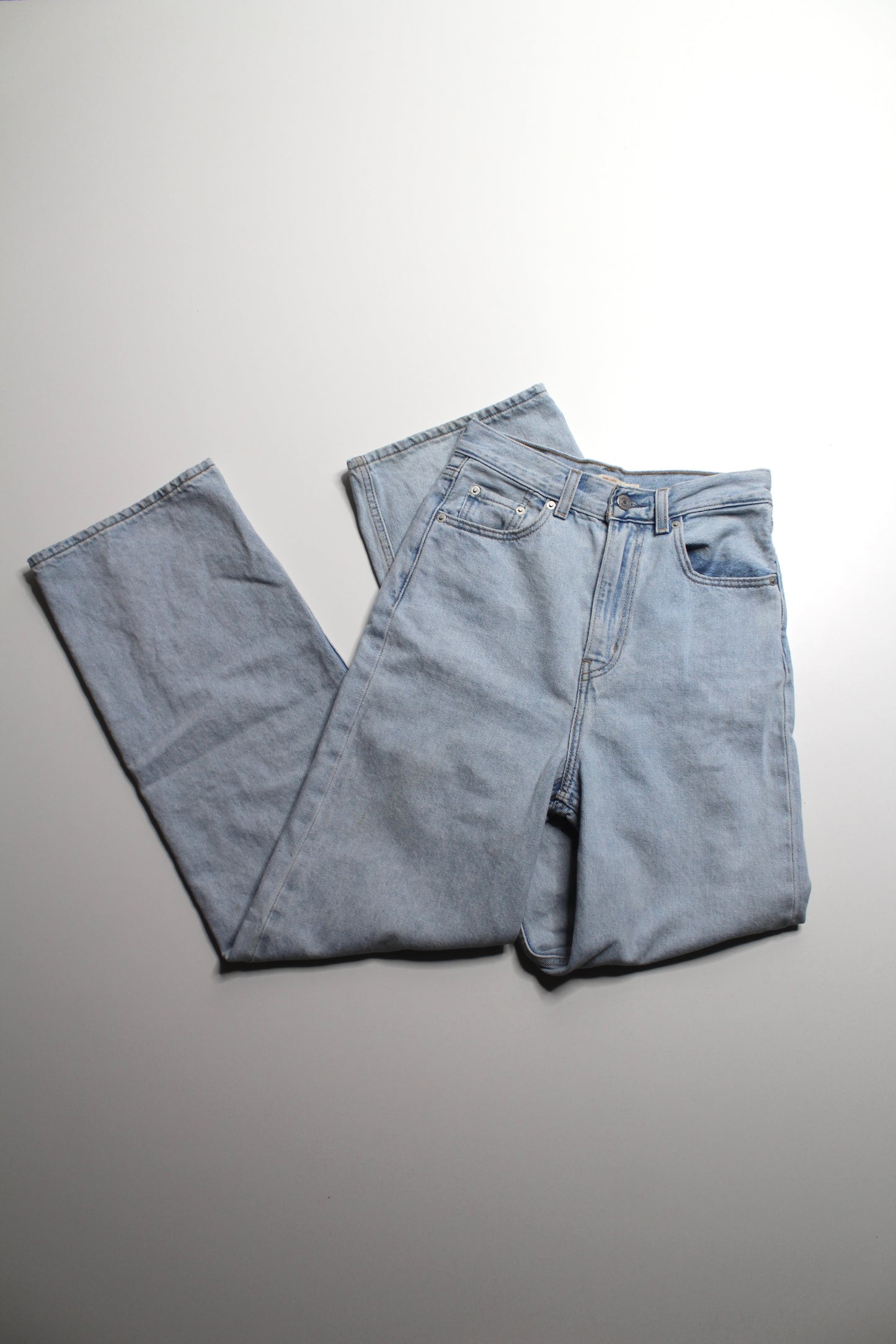 Levis high high rise wide leg jeans, size 25 (32”)