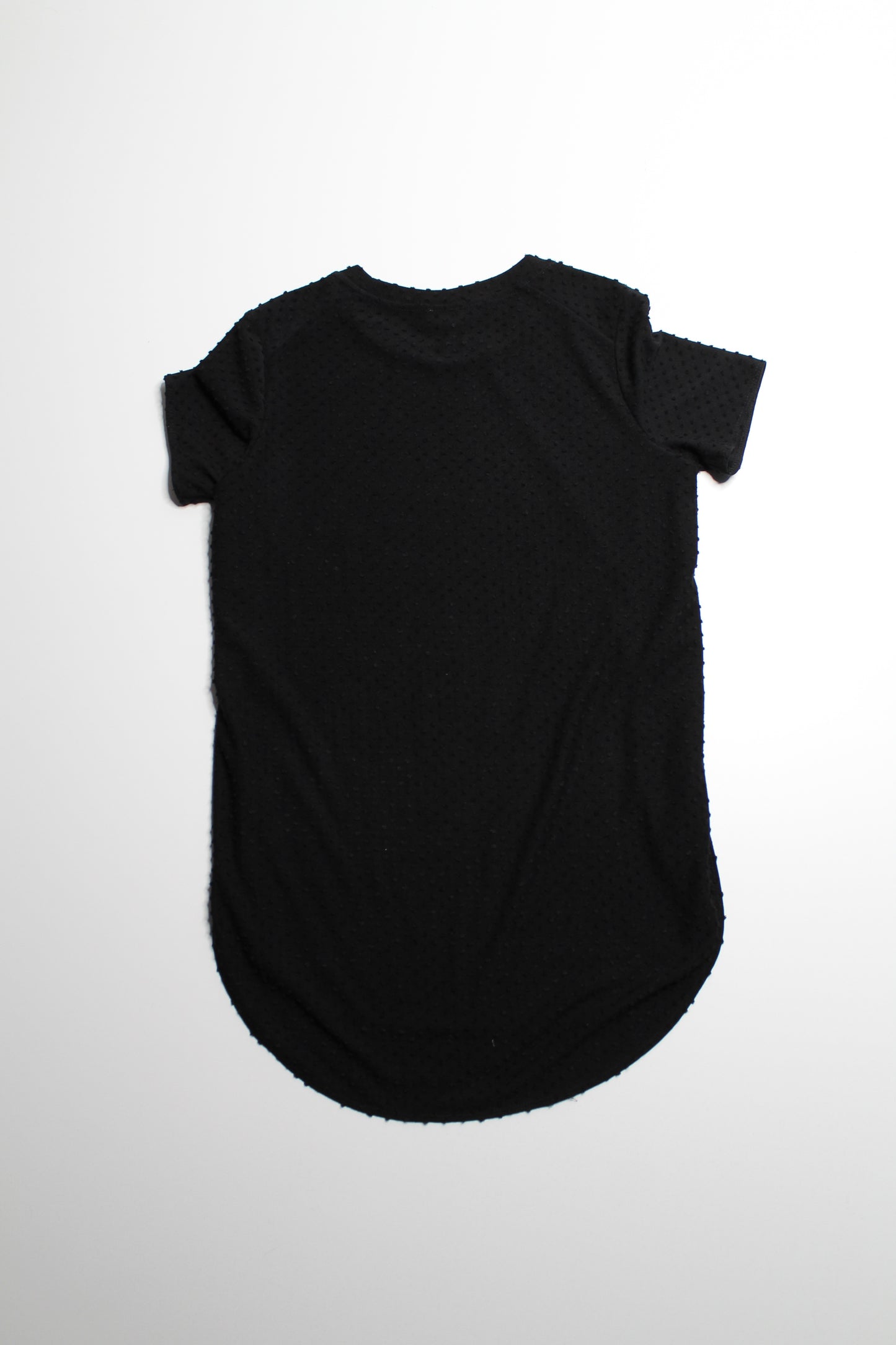 Aritzia Wilfred side split bubble dot t shirt, size xs (loose fit) (additional 50% off)