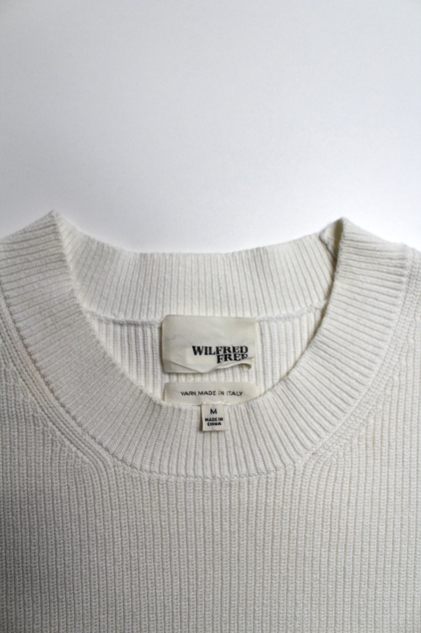 Aritzia Wilfred Free cream cropped knit short sleeve sweater, size medium