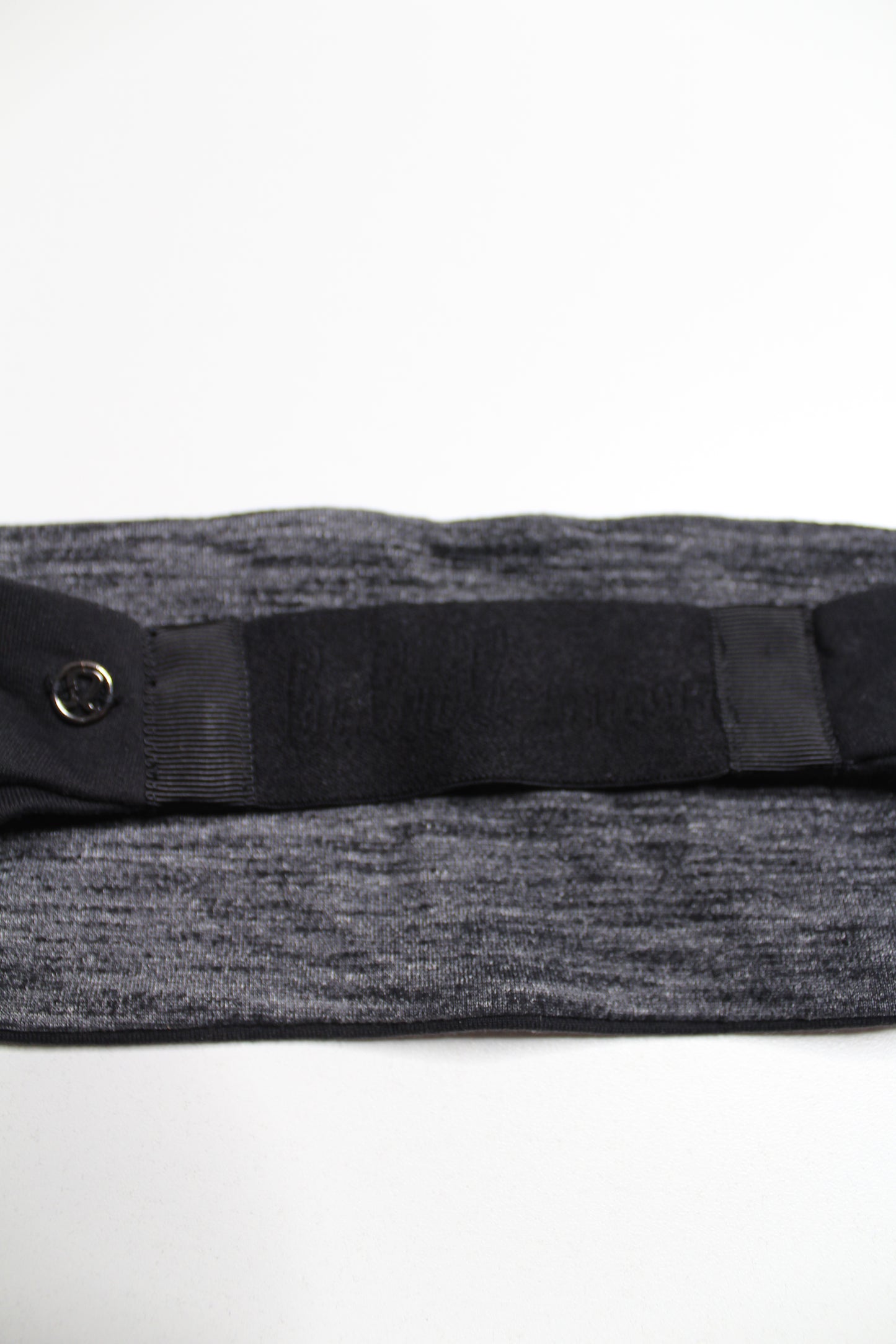 Lululemon black/grey reversible headband