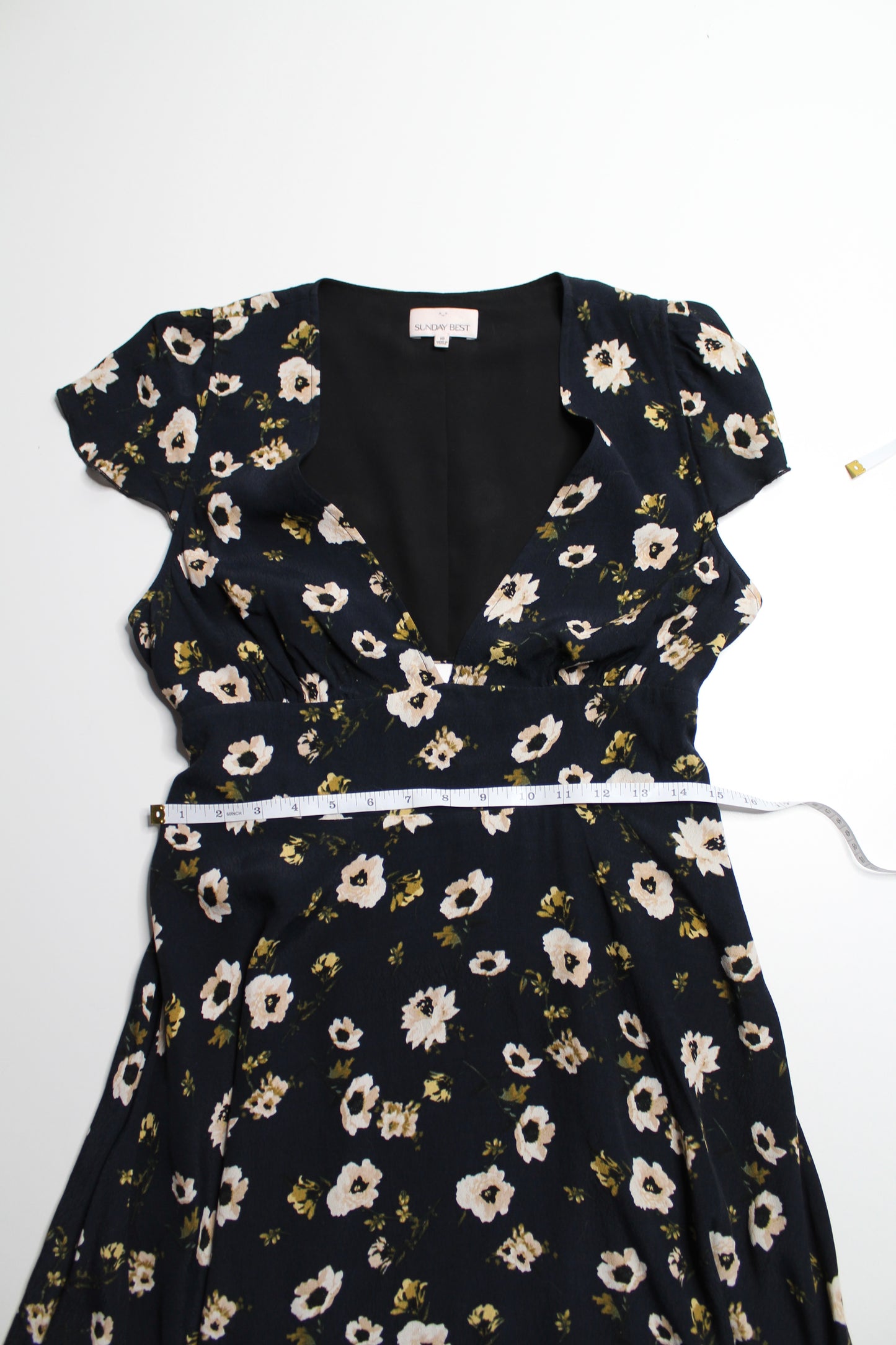 Aritzia Sunday Best floral open back dress, size 10
