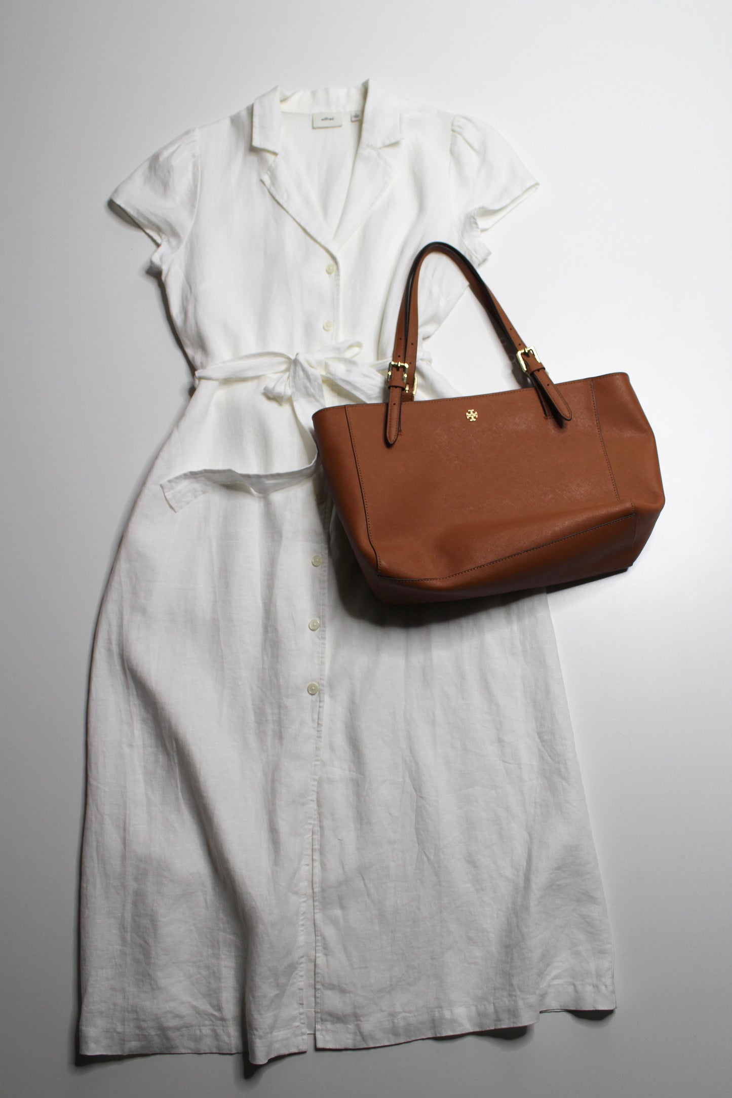 Aritzia Wilfred white linen button front shirt dress, size small
