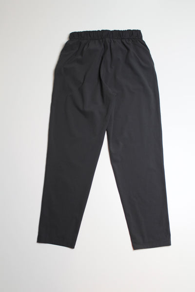 Lululemon graphite grey keep moving 7/8 high rise pant, size 6