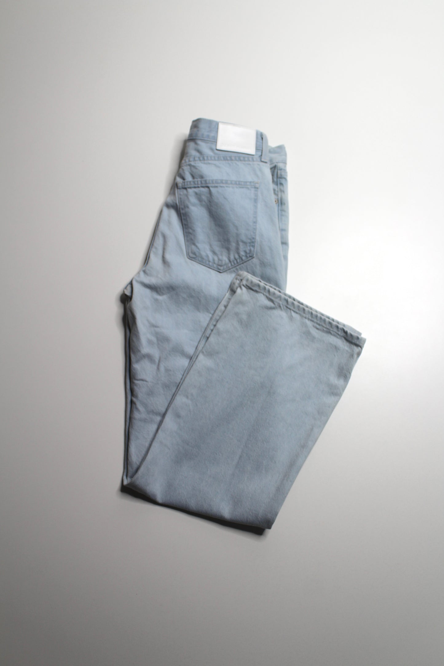 Aritzia Denim Forum light wash ‘farrah’ high rise wide leg jeans, size 27