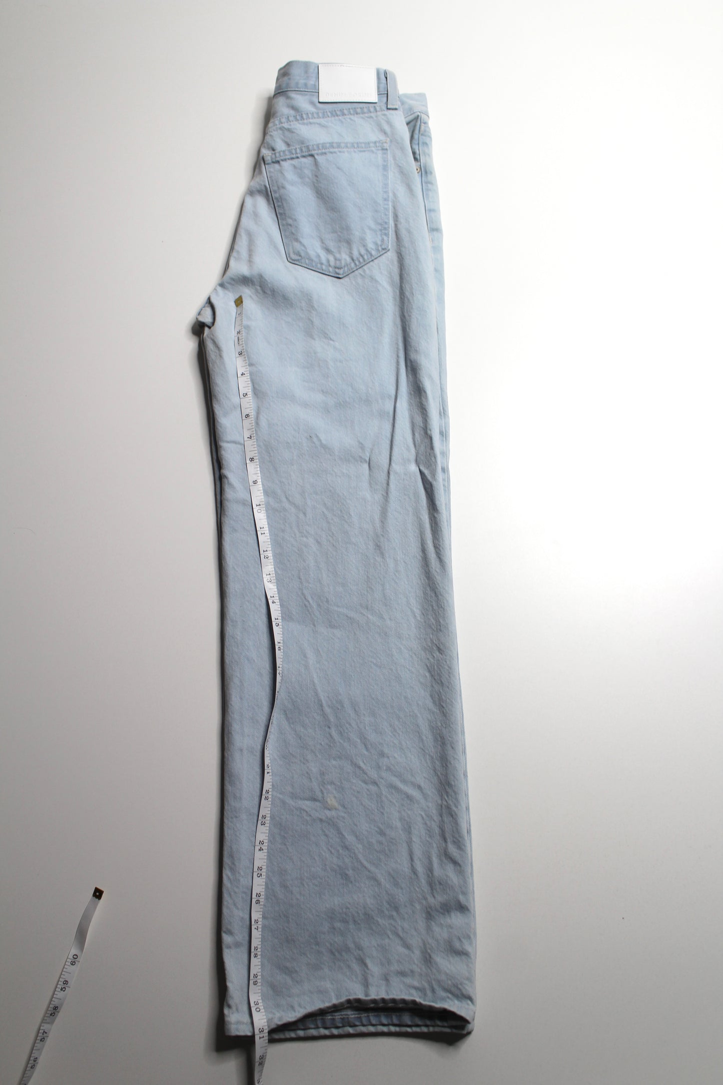 Aritzia Denim Forum light wash ‘farrah’ high rise wide leg jeans, size 27