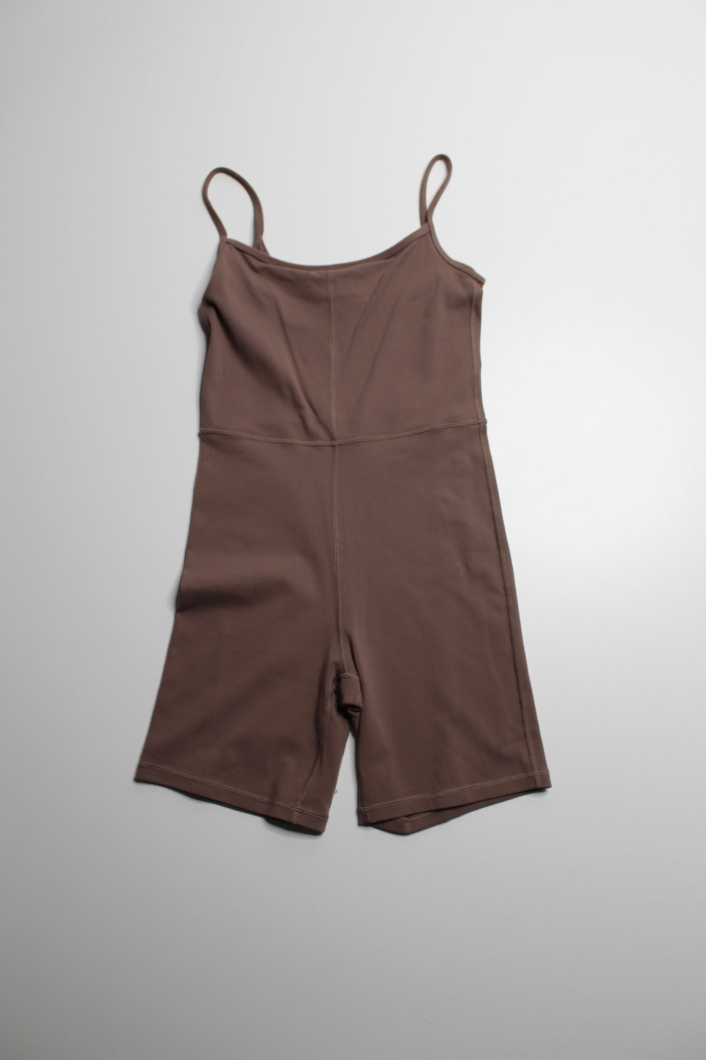 Aritzia Wilfred Free ‘divinity’ shorts jumpsuit, size small