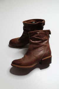 Timberland Sutherlin bay slouch boots, size 7.5 (price reduced: was $68)