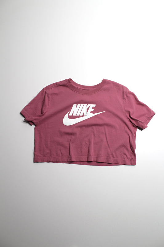 Nike rose 'essential' cropped t shirt, size small
