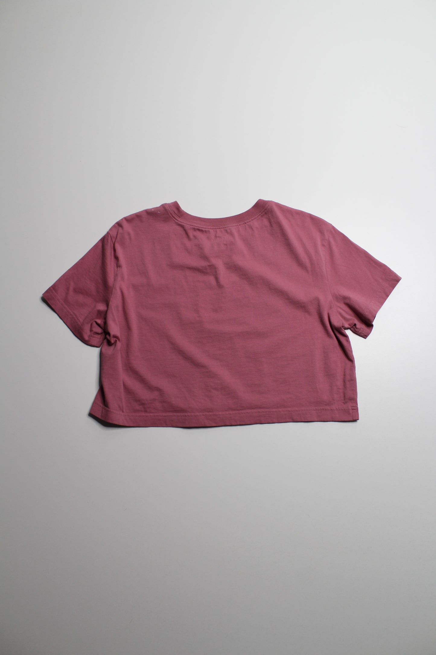 Nike rose 'essential' cropped t shirt, size small (was $15)