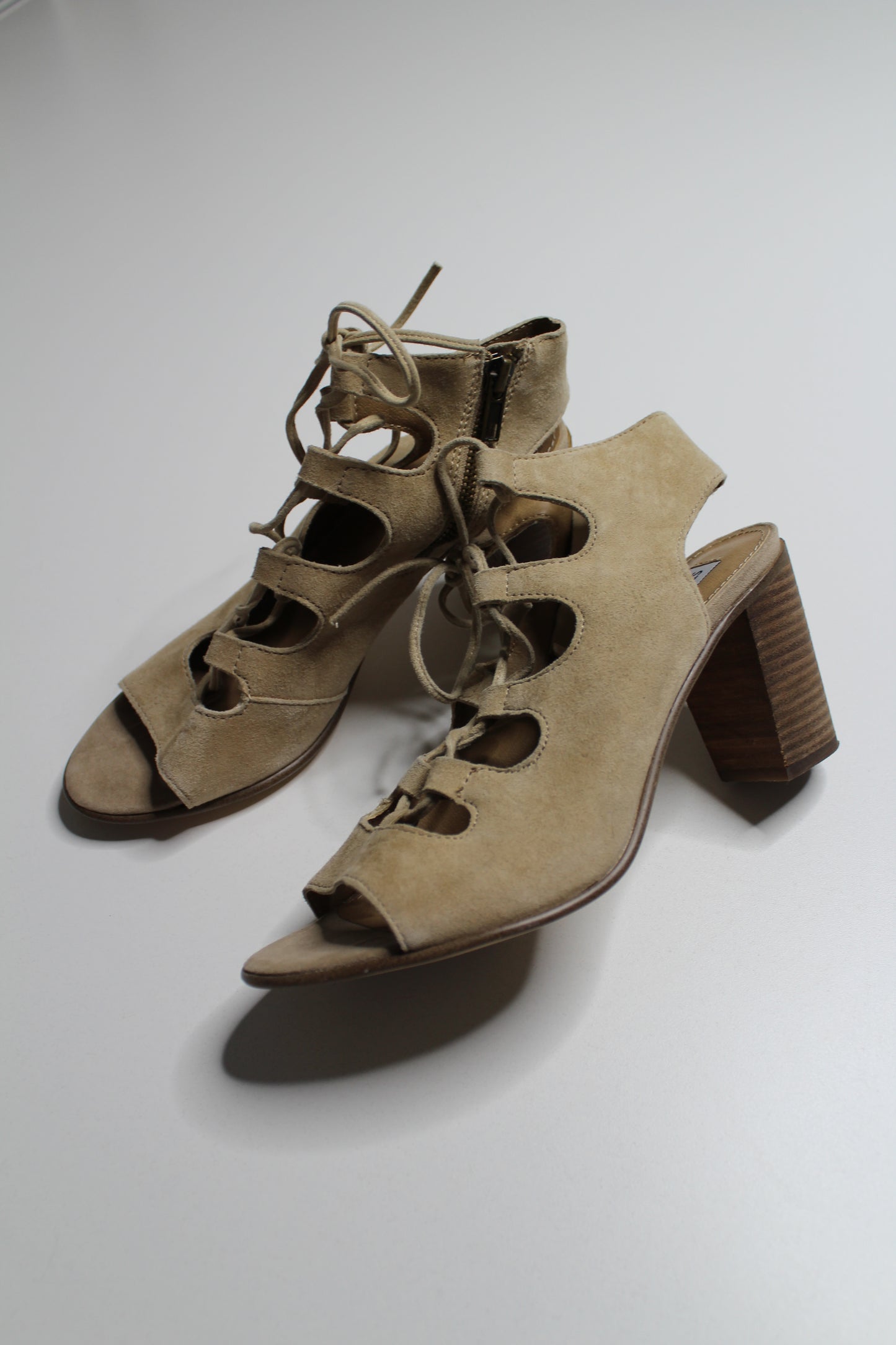 Steve Madden tan chunky block caged heels, size 8.5 (price reduced: was $40)