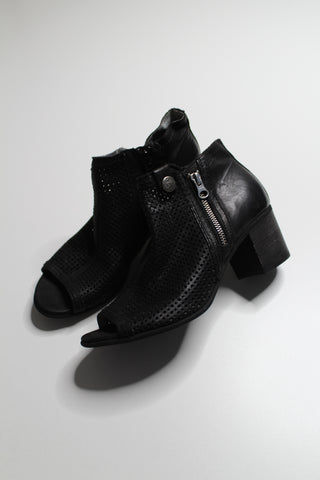 Nero Giardini (Nordstrom ) chunky block peep toe bootie, size 39 (size 8.5) (additional 50% off)