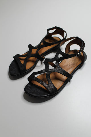 Gentle Souls by Kenneth Cole gladiator sandals, size 8.5