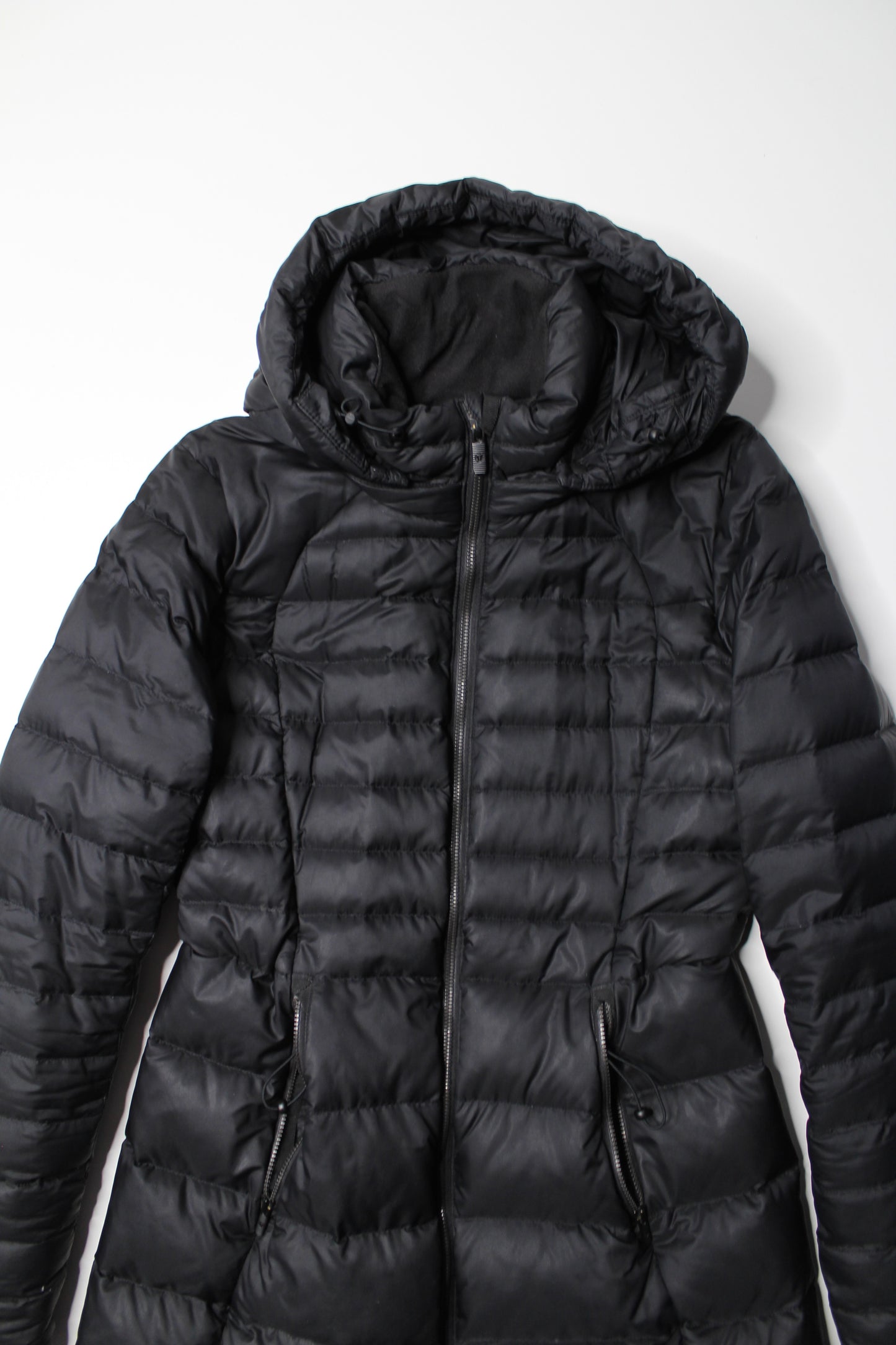 Lululemon black ‘brave the cold’ winter jacket, size 4