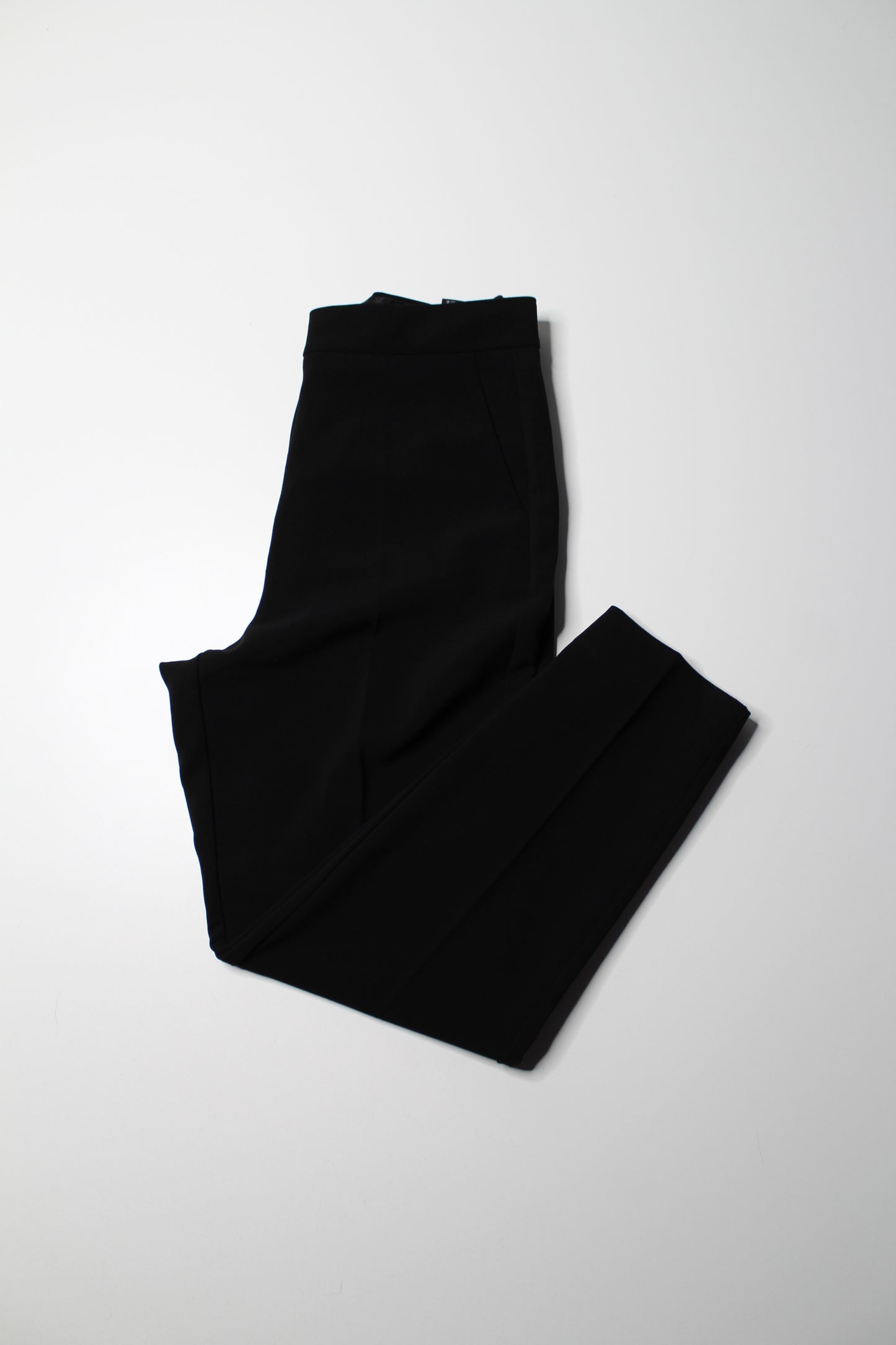 Aritzia Wilfred black straight leg dress pant, size 10