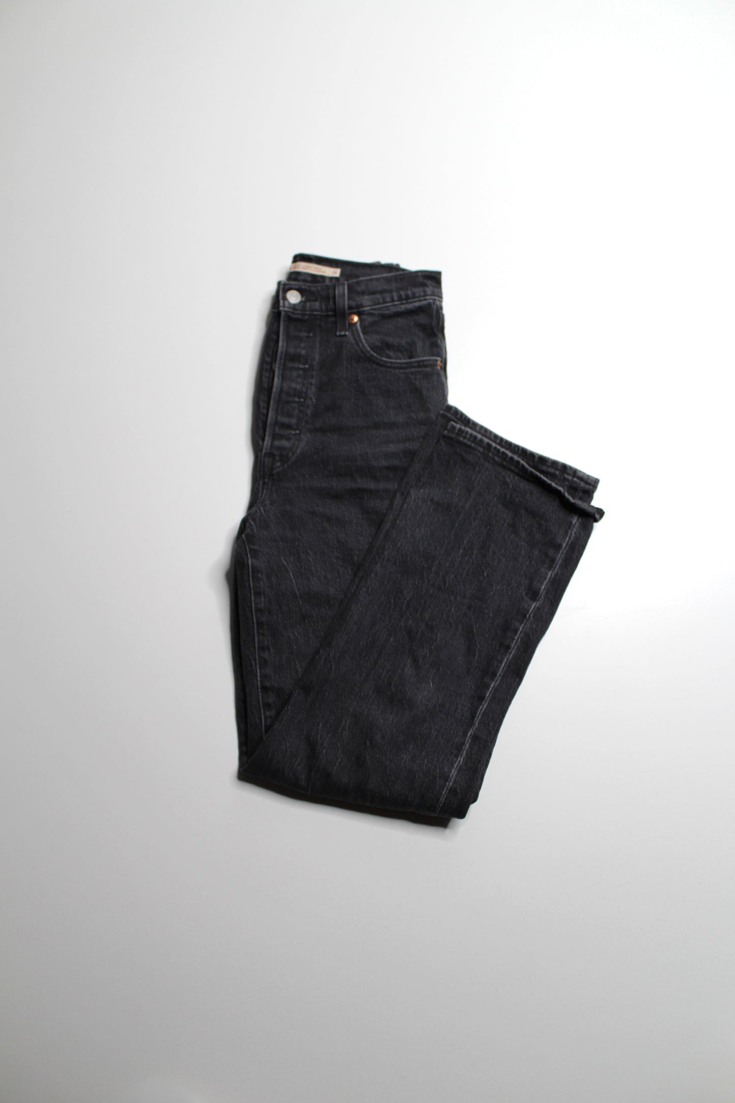 Levi's black wash 'ribcage straight ankle' jeans, size 26