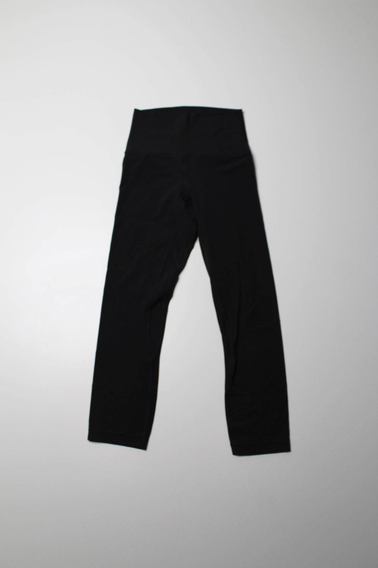 Lululemon black 'align' crop legging, size 2 (21")