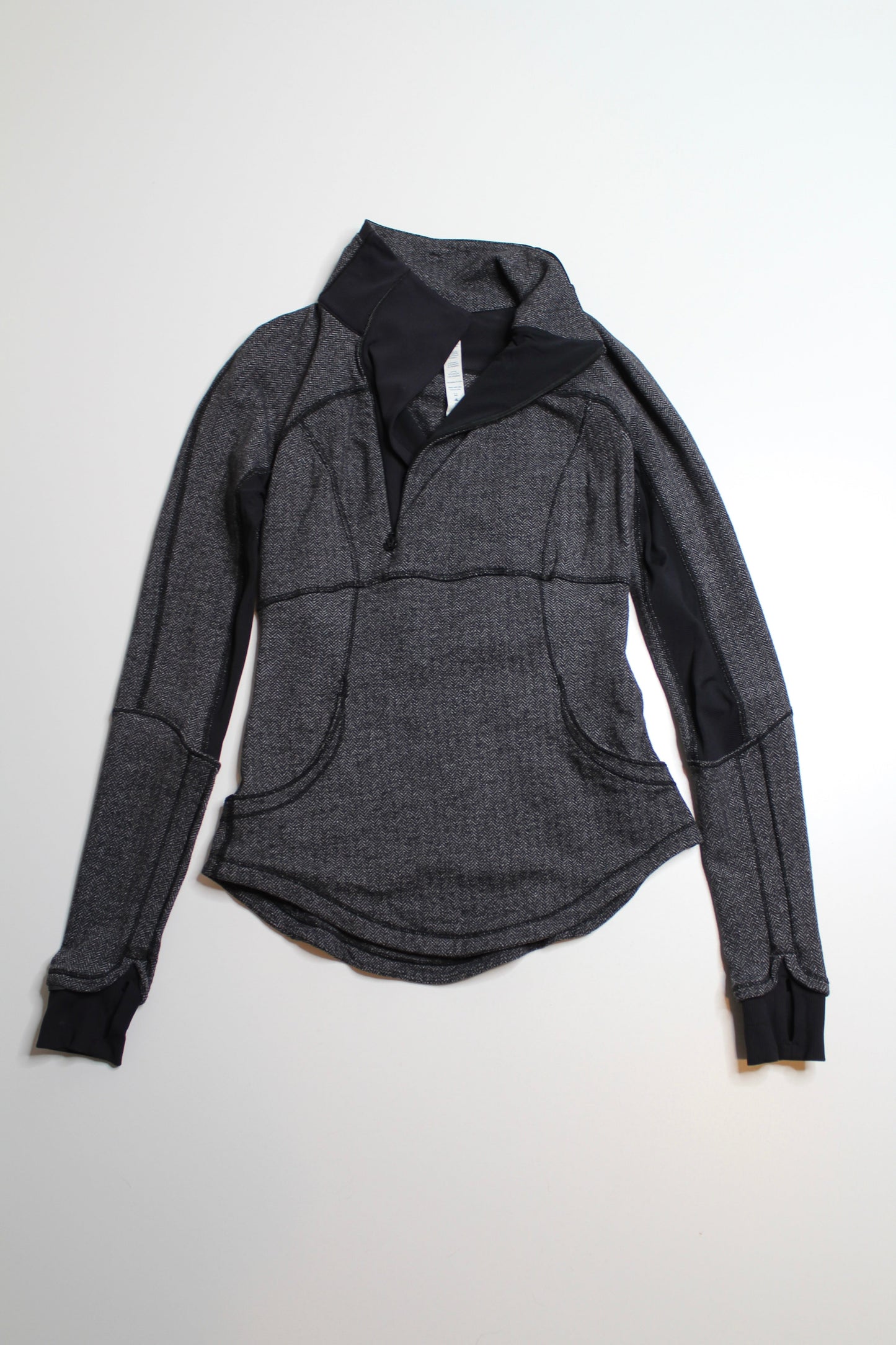 Lululemon grey herringbone ‘think fast’ 1/4 zip pullover, size 2