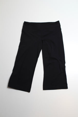 Lululemon black reversible crop, size 8  (price reduced: was $20)