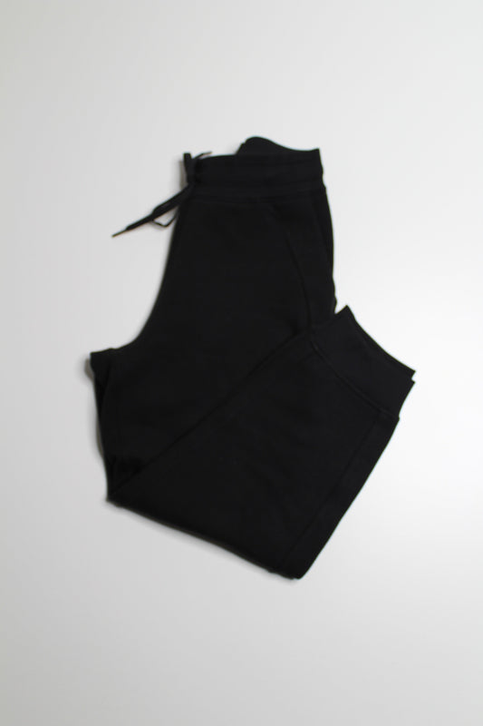 Lululemon black scuba high rise cropped jogger, size 6 (23”)