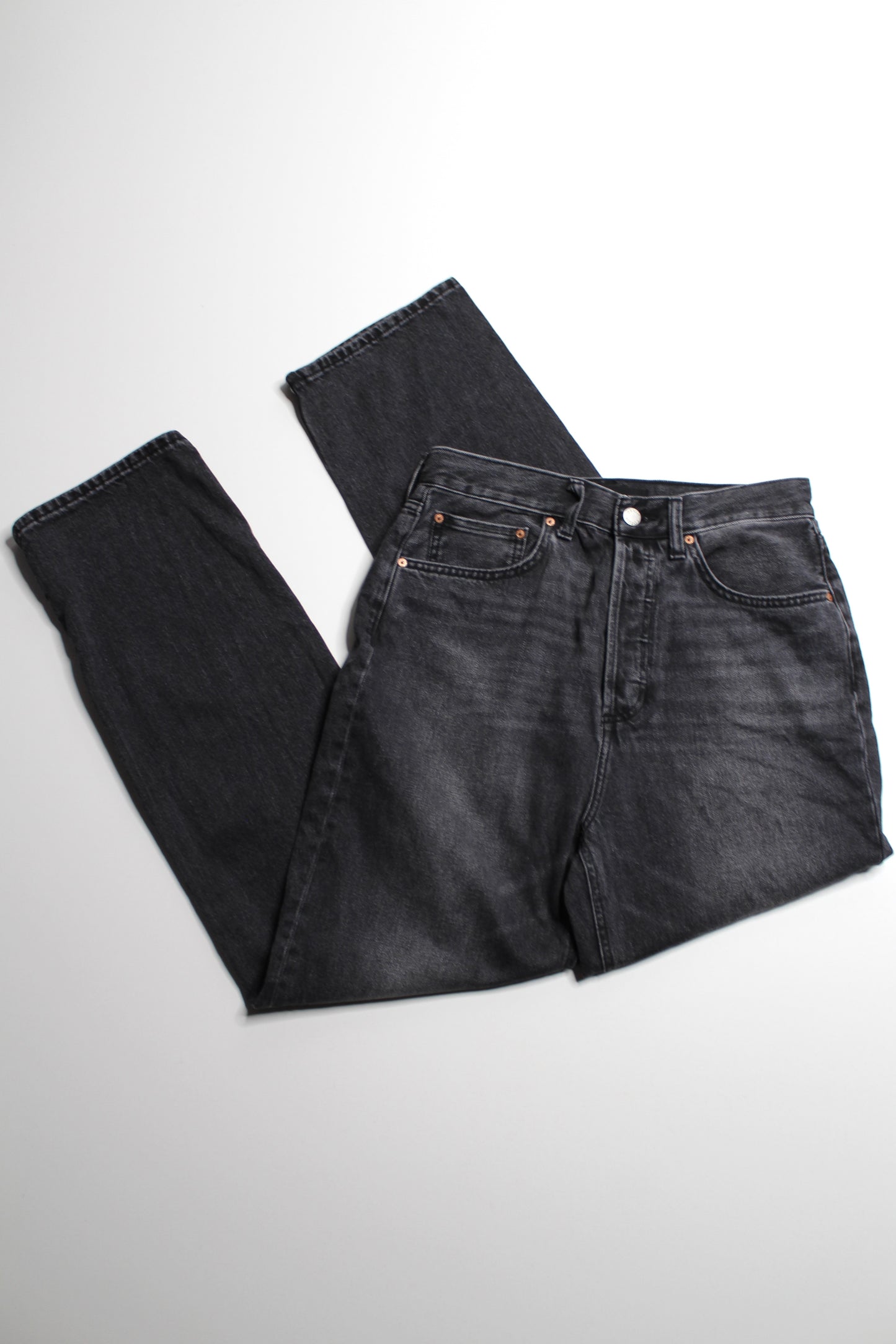 Aritzia Denim forum black eyeliner 'Joni high rise loose' jeans, size 28 (30L)