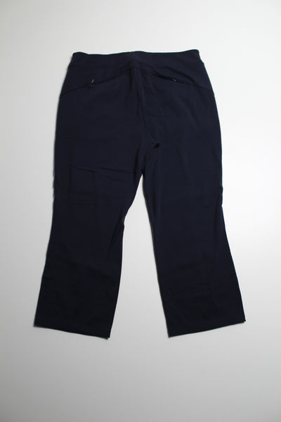 Athleta navy endless high rise cropped pant, size 22 (price reduced: was $48)