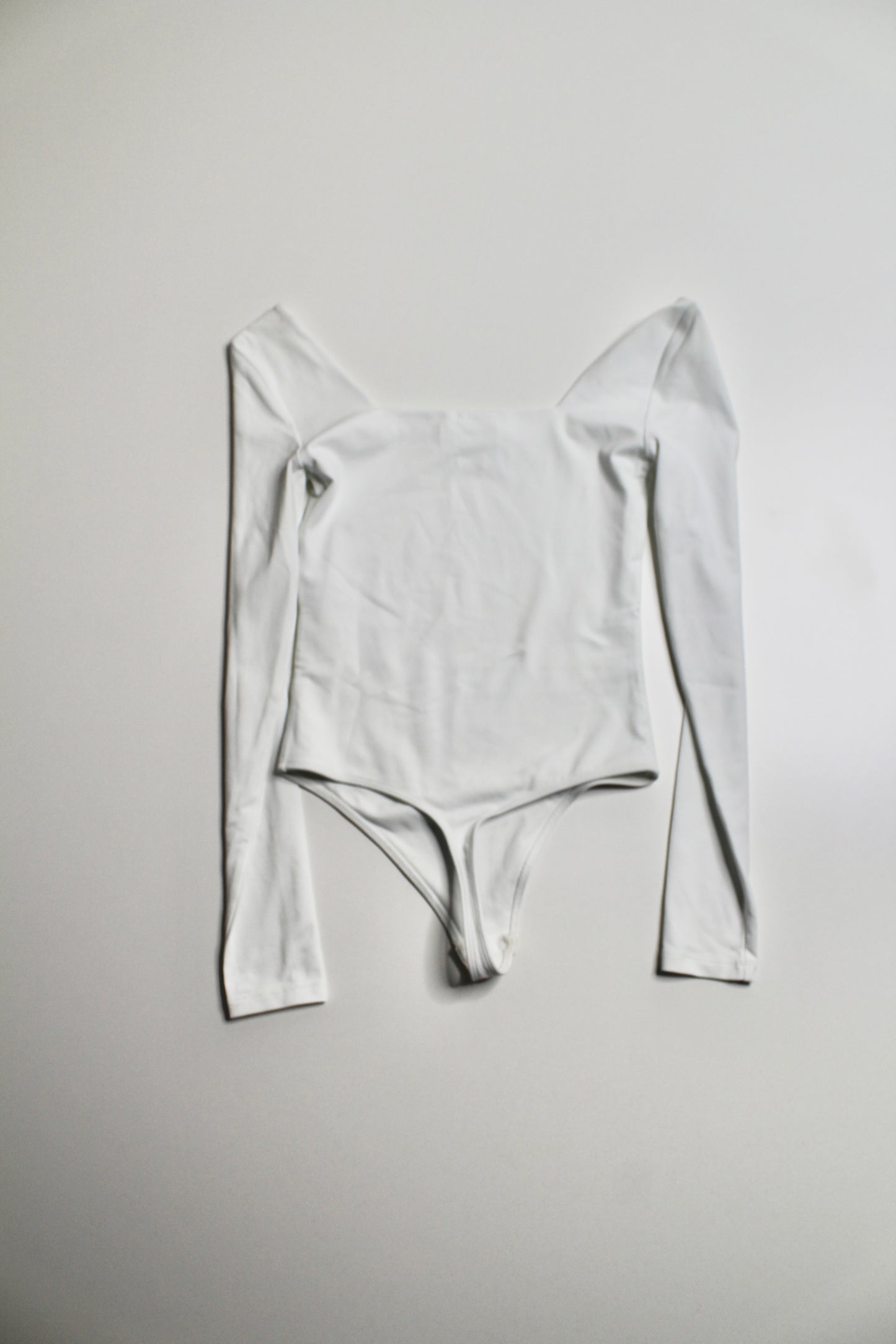 Aritzia babaton square neck white contour bodysuit, size xs