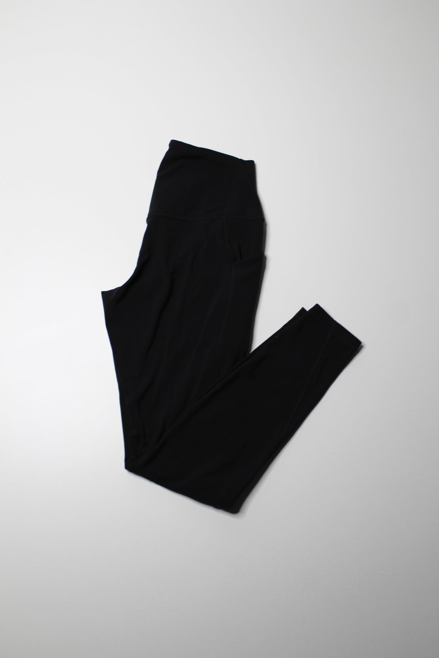 Lululemon black ‘align’ pocket leggings, size 10