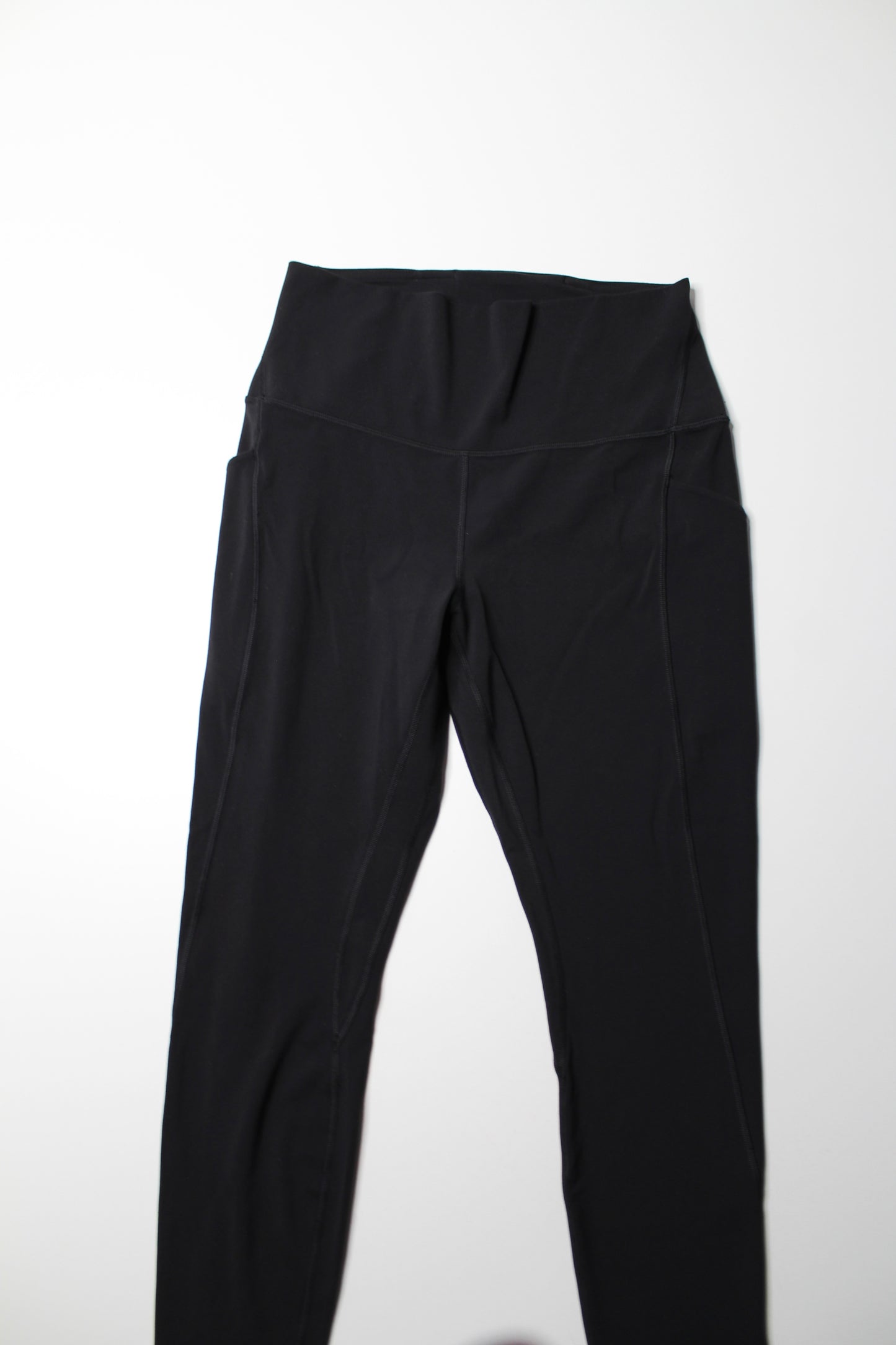 Lululemon black ‘align’ pocket leggings, size 10