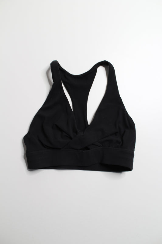 Lululemon black sweet awakenings bra, size 6 *keyhole