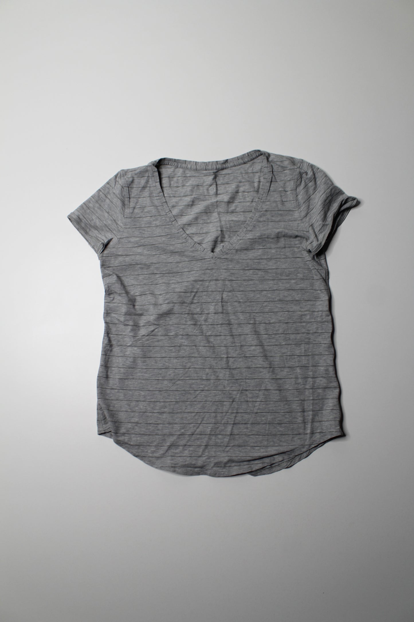 Lululemon striped v neck love t shirt, no size. Fits like 6 (relaxed fit)