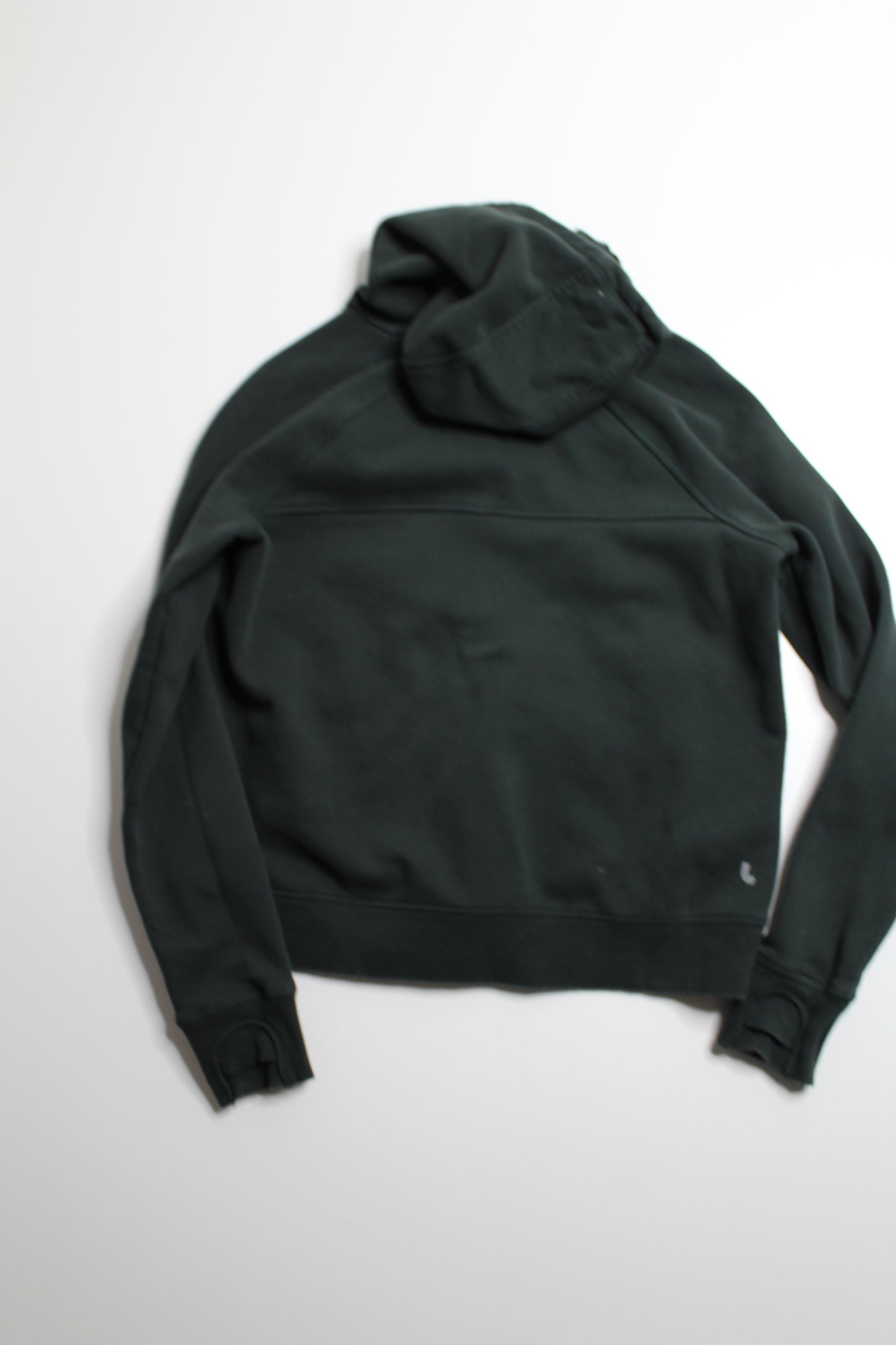 Lolë dark green full zip up hoodie, size medium (price reduced: was $25)