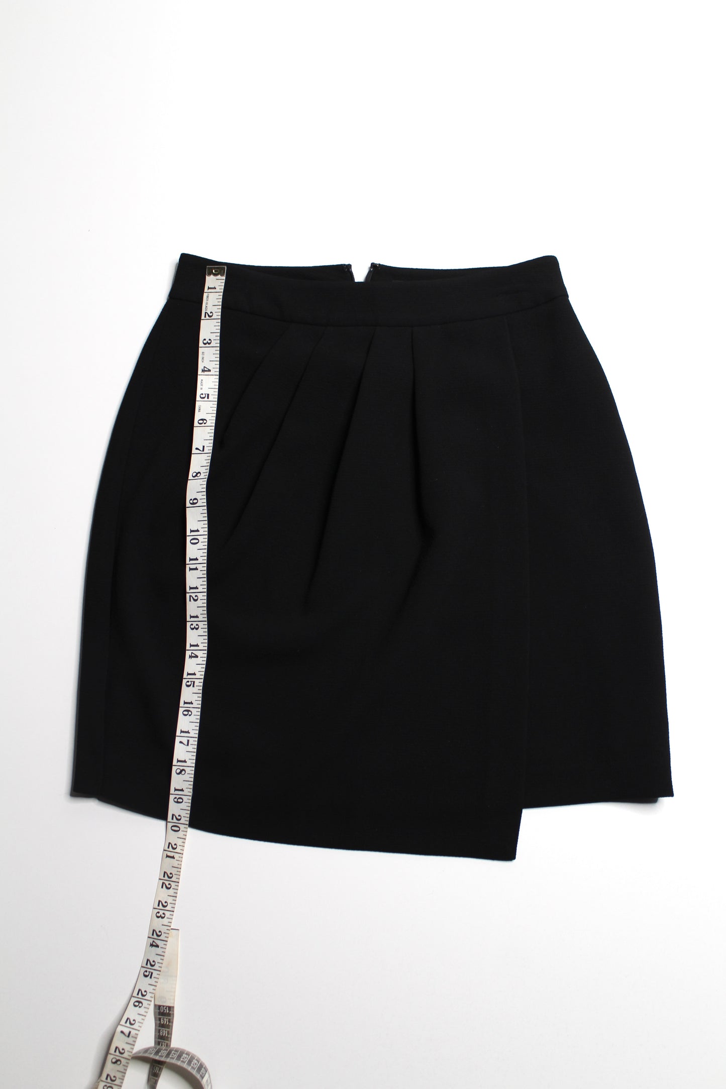 Club Monaco textured black faux wrap skirt, size 4