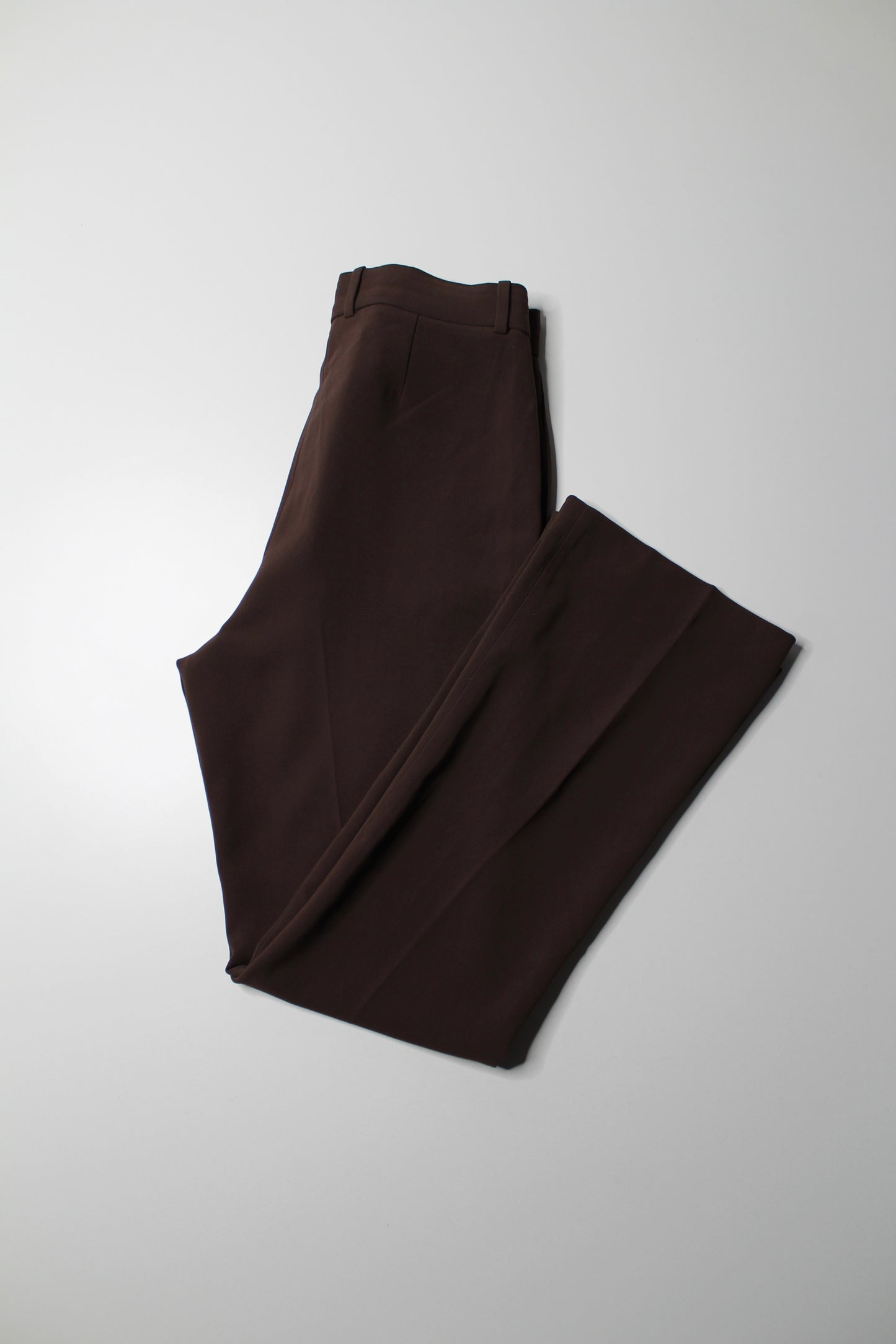 Aritzia Babaton dark brown ‘publish’ dress pant, size 10