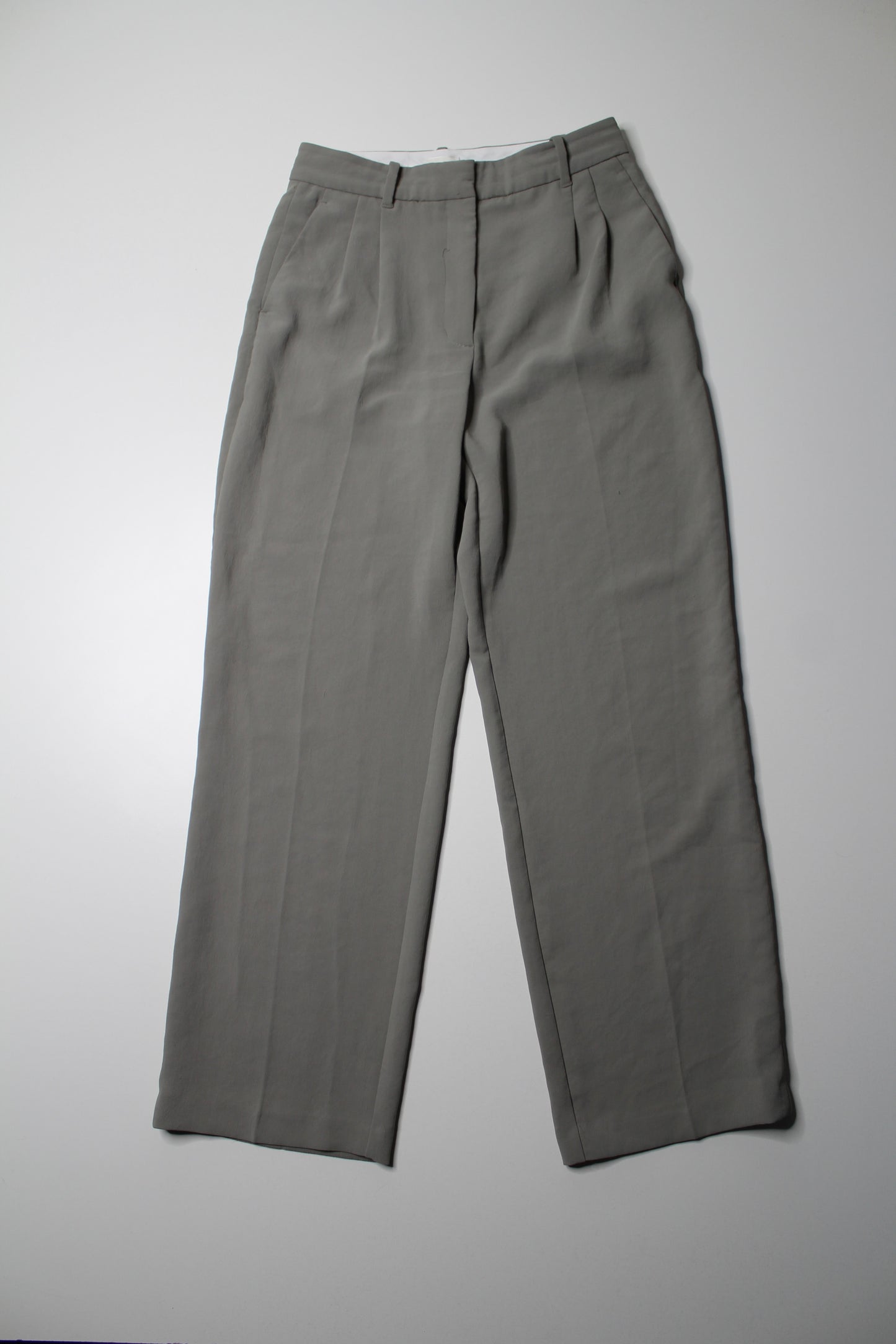 Aritzia Wilfred sage ‘effortless’ dress pant, size 8