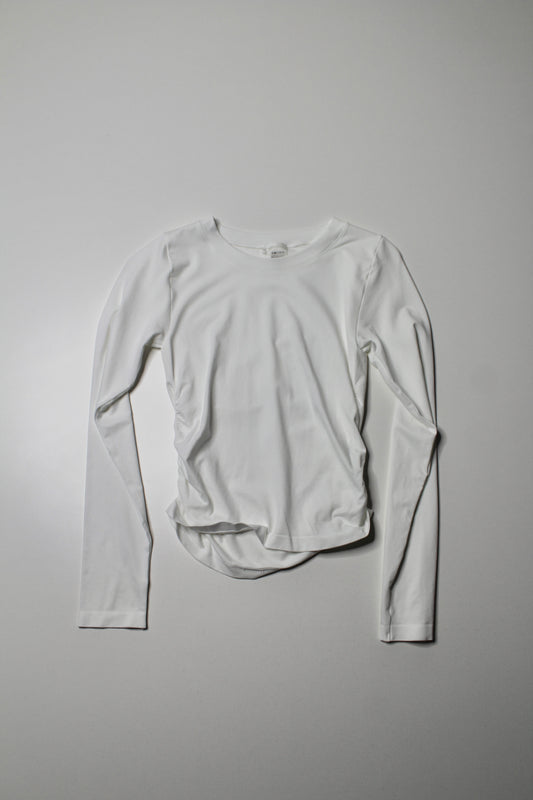 Aritzia seamless white long sleeve, size medium