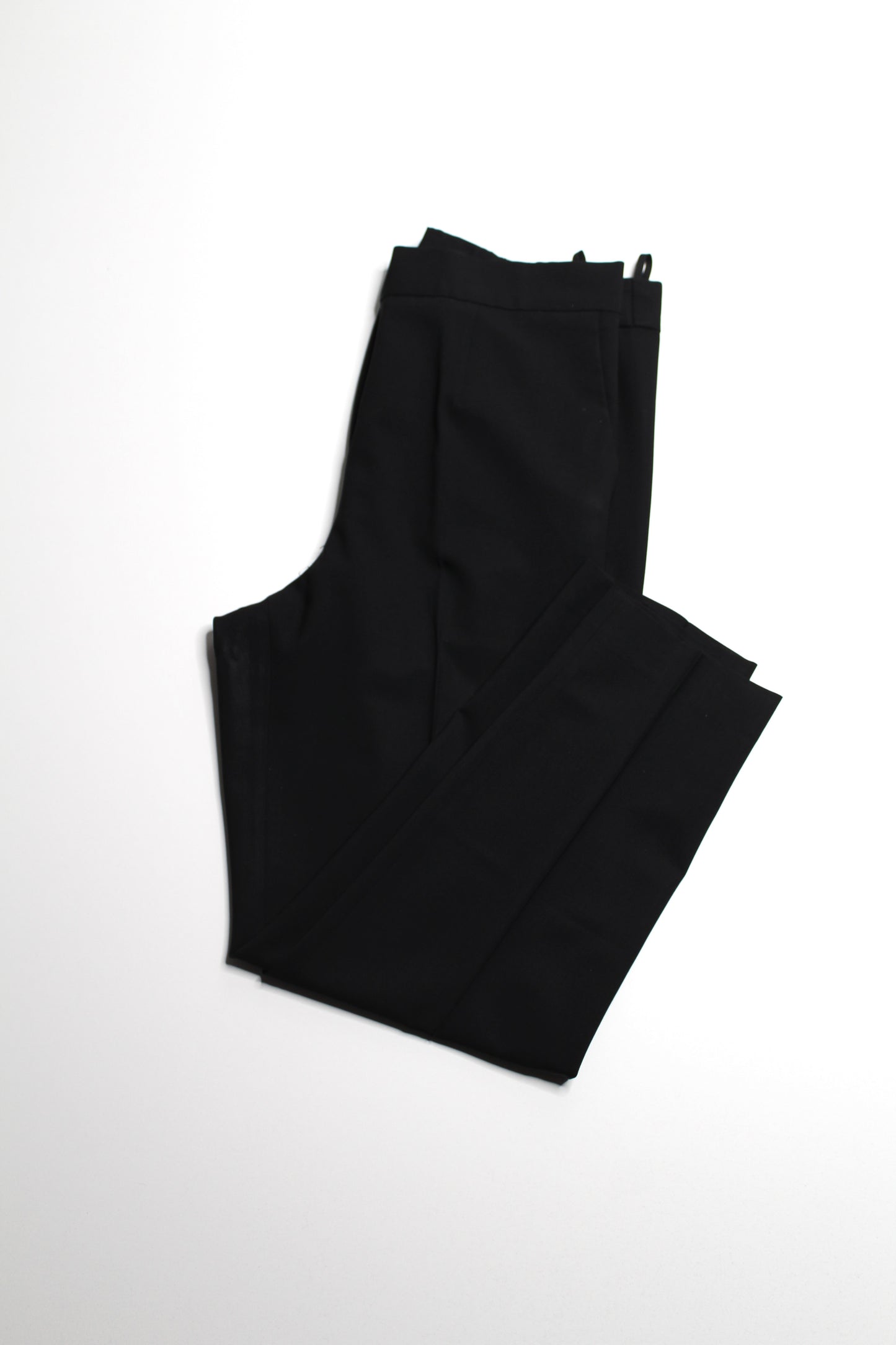 Aritzia Babaton black dress pant, size 8 (medium)