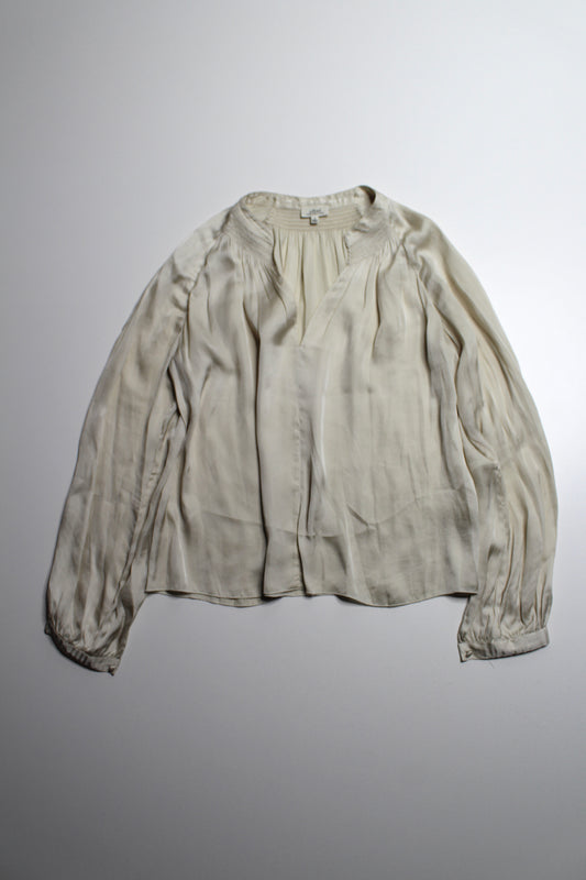 Aritzia Wilfred champagne silk blouse, size medium