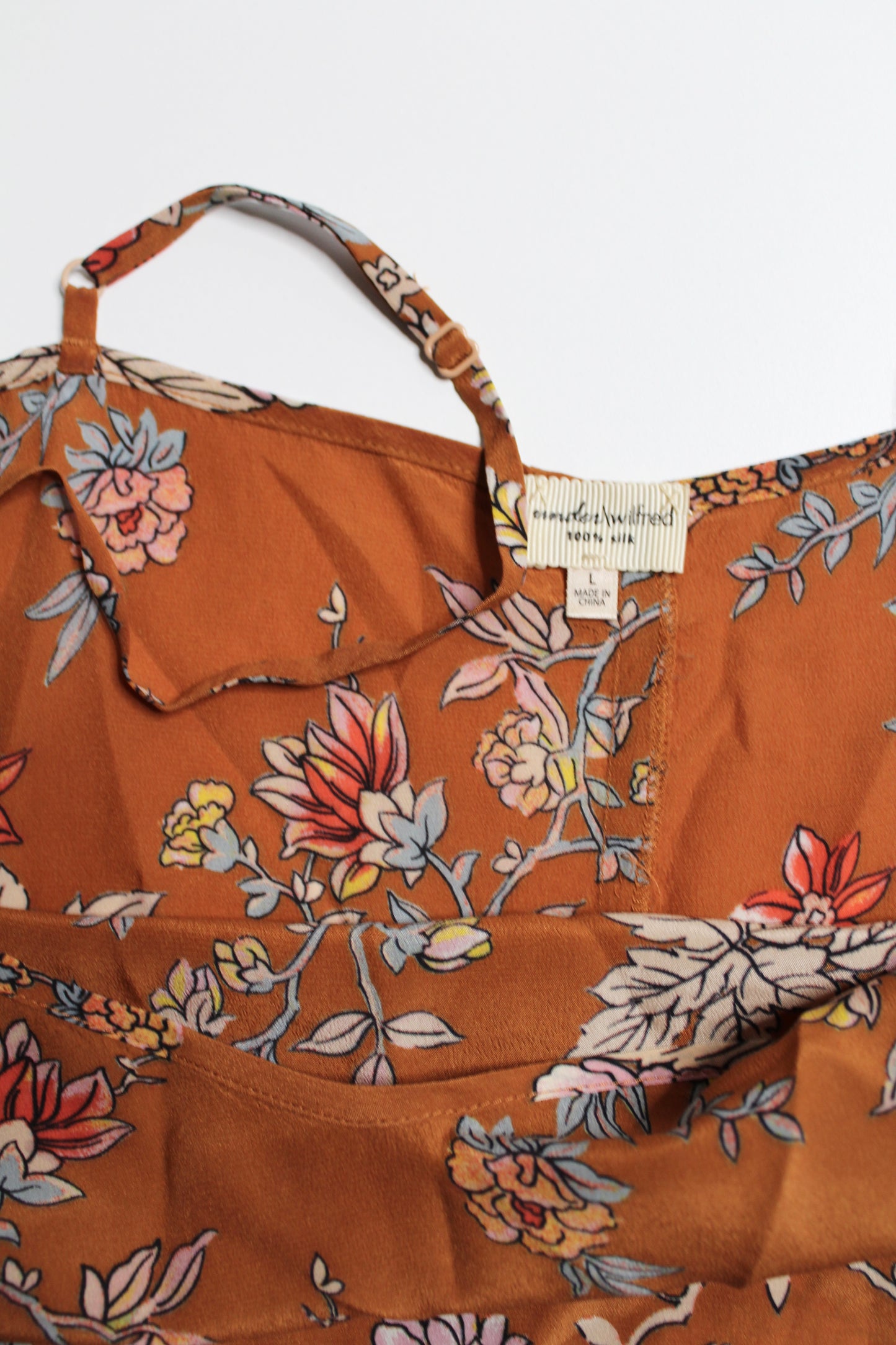 Aritzia Wilfred silk camisole, size large