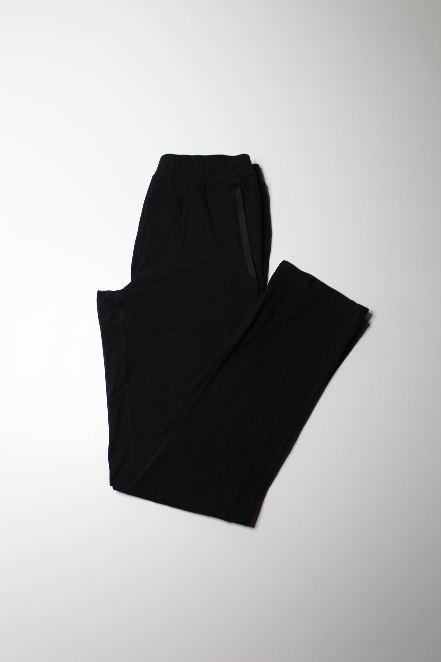 Mens Lulu black pants, size large