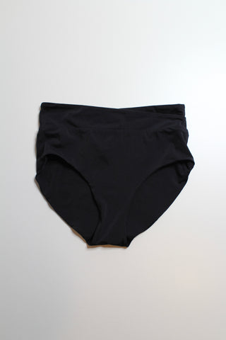 Lululemon black reversible all that glimmers bikini bottoms. No size.Fits like medium.  Fits like 6/8 *new